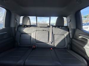 CHEVROLET SILVERADO 1500 RST 2023 d'occasion (conduite à gauche/droite) - Product Image 6