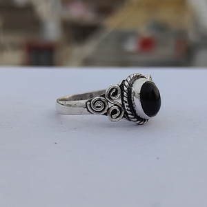 Anillo fino de Plata de Ley 925 para mujer, bisel de piedras preciosas de ónix negro hecho a mano, ajuste clásico para uso diario, aniversario, boda - Product Image 2