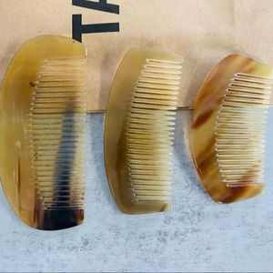 Peigne en corne de buffle HF Industries à prix économique, manche en acier et nylon, artisanat de haute qualité, imitation antique pour salon et maison - Product Image 1