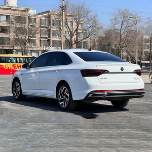 ขายดี Volkswagen Sagitar 300TSI DSG Flying Edition รถเก๋งเบนซิน สภาพสมบูรณ์แบบ พร้อมขาย - Product Image 4