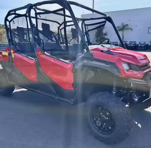 Nuevo 2025 Hondaas Pioneers 1000-6 Deluxe Crew - Product Image 1