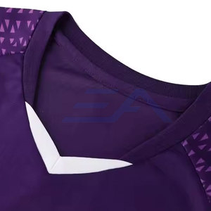 Uniformes de Fútbol Personalizados de Fábrica, Conjuntos de Estilo Deportivo 100% Poliéster, Color Morado, Sin Costuras, de Secado Rápido, Último Diseño, Nombre del Equipo Personalizado - Product Image 4