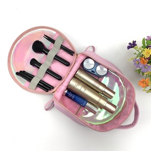 กระเป๋าเครื่องสำอางใส กระเป๋าใส่ของใช้ในห้องน้ำ ลายไขว้ หนัง PU กันน้ำ เหมาะสำหรับการเดินทาง จัดเก็บอุปกรณ์เสริมความงาม - Product Image 4