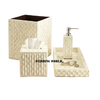 Ensemble de salle de bains en acier inoxydable à motifs floraux Vente en gros d'accessoires de salle de bains en métal de luxe de haute qualité