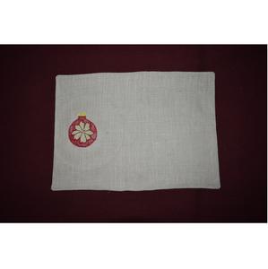 Mantel de Yute Natural de Calidad de Exportación, Bordado, Tamaño 33×48 cm, Reutilizable, Resistente al Calor, para Mesa de Comedor, en Venta - Product Image 1