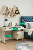 Bureau d'étude moderne et ergonomique Arion Kids Pera avec corps en MDF et pieds en bois, design d'espace de travail pour enfants