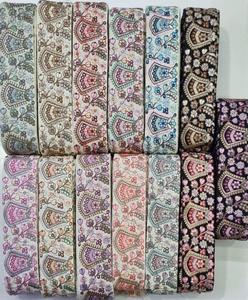 เสื้อผ้าเจ้าสาวปลายสูงแต่งขอบด้วยลูกไม้ลายดอกไม้หรูหราดีไซน์เนอร์กระเป๋ารองเท้ามีรายละเอียดเป็นมิตรกับสิ่งแวดล้อม - Product Image 1