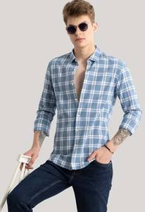 Camisa informal a cuadros de corte regular para hombre con cuello extendido Comodidad atemporal con estilo diario - Product Image 3