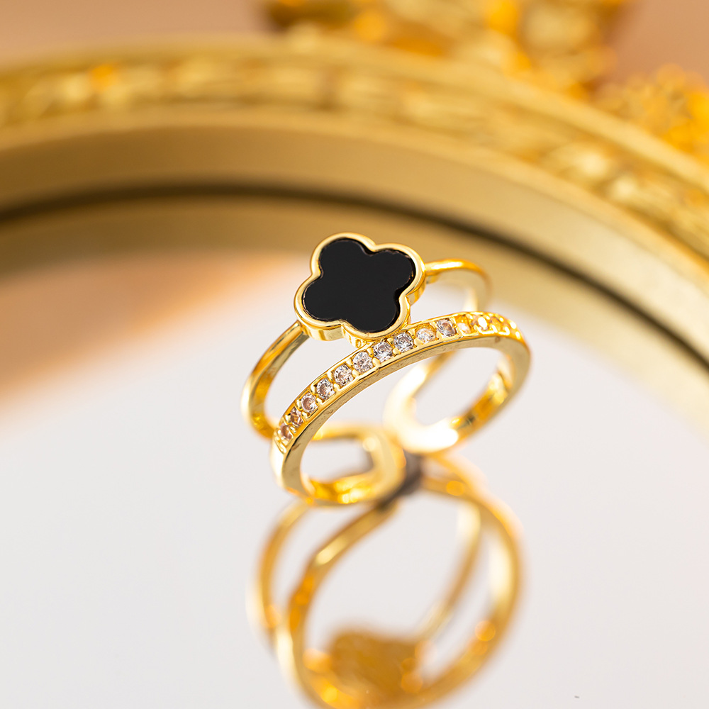 2.Black Four Leaf Clover Pave Diamond Ring Gold