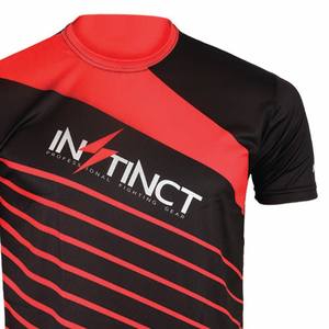 Vente en gros de rashguards de sport en satin de haute qualité, sublimation, séchage rapide, manches courtes, polyester écologique, pour entraînement MMA - Product Image 2