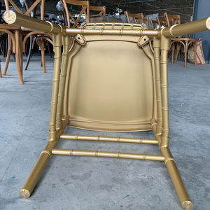 Sillas Chiavari de Resina Dorada con Núcleo de Acero, Resistentes y Duraderas, para Banquetes, Bodas y Eventos, con Cojín - Product Image 4