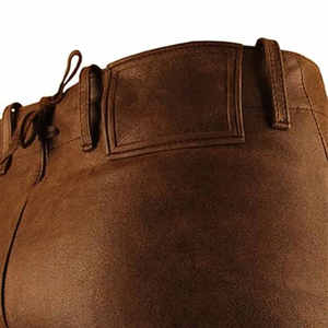 Pantalones cortos de cuero ecológicos para hombre de diseñador profesional a estrenar Slim Fit bolsillos bordados tela de lona Color sólido hecho - Product Image 3