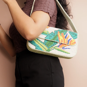 Bolso de mano personalizado con cuentas de semillas y diseño de bordado único, bolso de mano con bordado de cuentas hecho a mano - Product Image 1