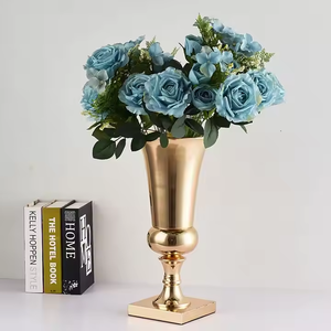 Vase à fleurs moderne en métal, centre de table pour mariage, en fer durable par Decor Impex - Product Image 2