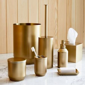 Juego de baño martillado de acero inoxidable con acabado dorado de 8 Diseño personalizado de alta calidad Uso en baño de hotel de lujo de Casa Real - Product Image 5