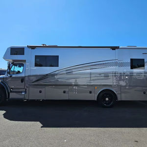 Vente en gros de camping-cars d'occasion de classe C, Dynamax Isata 3 Series 24FW 2018, douche, intérieurs spacieux, climatisation - Product Image 1