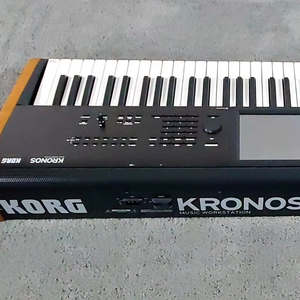 H&S KEYBOARD KORG KRONOS 2 61-KEY SYNTHESIZER <b>WORKSTATION</b> HIGH QUALITY NEW - Product Image 1