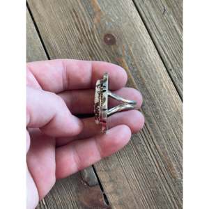 Bague en argent sterling faite à la main par Eddie Secatero, motif cheval sauvage et pierre naturelle sertie en clos, taille 9, pour usage quotidien - Product Image 5