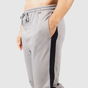 Wholesale High Quality <b>Loose</b> <b>Fit</b> Custom Logo Trousers Street Wear Oversized Sweatpants <b>Men's</b> <b>Jogger</b> Pants - Product Image 2