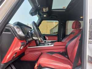 SUV d'occasion pas cher 2023, transmission intégrale, intérieur cuir foncé, toit ouvrant panoramique, moteur 4.5L, transmission automatique, caméra arrière 360° - Product Image 3