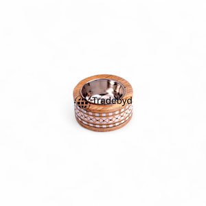 Brûleur Bakhoor en bois de qualité supérieure conçu pour les rituels et les célébrations parfait pour un usage quotidien ou un décor d'événement par Tradebyd - Product Image 4