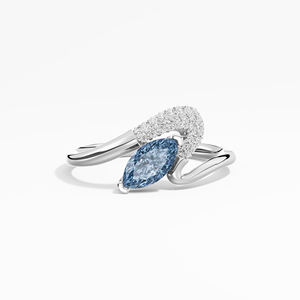 Anillo de Diamante Cultivado en Laboratorio de 0.73 Ct, Azul Índigo, Corte Marquesa y Redondo Blanco, Chapado en Rodio, Joyería Fina Única para Mujer en Oro de 14K y 18K - Product Image 1