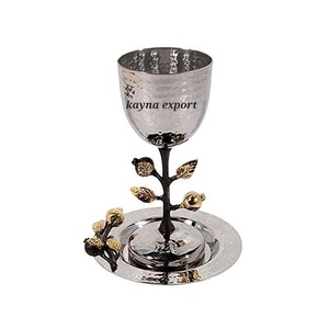 Gobelet à vin fantaisie au design personnalisé, coupe Kiddush, service à vin, belle branche avec papillon doré, gobelet à vin en métal et verre - Product Image 6