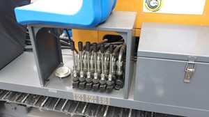 Foreuse hydraulique sur chenilles FYX-260 pour l'exploitation minière, machine de forage de puits, équipement de ventilation de tunnels et d'extraction de minerai - Product Image 4