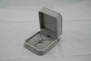 Simple Rouge Noir ou Blanc Yongda Saint Valentin Rectangle Forme Pendentif Bijoux Organisateur Conteneur De Stockage - Product Image 2