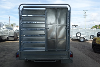 10×6 Cages galvanisées pour bétail, disponibles en stock, pour bovins, ovins, caprins, porcins, 2 800 kg