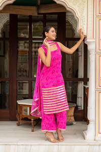 Gulabi galiyan Radha bandhej georgette ชุดเดรสลำลองผ้าคอตตอนพร้อมผ้าปัก - Product Image 3