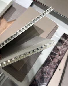 Panneaux en nid d'abeille en aluminium à bords fermés en placage de pierre à absorption de chocs anti-puissance pour portes composites - Product Image 6