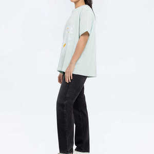 T-shirt d'été 100% coton personnalisé en gros pour femmes 200 Gsm motif demi-manches et épaules tombantes sérigraphié - Product Image 3