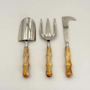 Wholesale OEM Industrial Grade <b>Garden</b> <b>Tools</b> Premium Three Pieces Stainless Steel Weeder Smooth Resin Handle in Lowest Price - Product Image 4