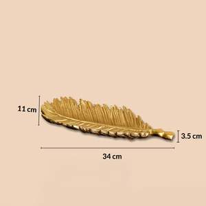 Bol de service fini or brillant le plus exigeant avec signature bol à marteau à large bord torsadé métal sûr bord doré fini - Product Image 2