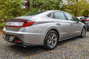 Hyundai Sonata SEL FWD 2020 Usado en Buen Estado - Product Image 4