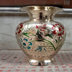 Jarrones de flores grabados hechos a medida con trabajo minakari ideal para reventa por tiendas de decoración del hogar y regalos - Product Image 1