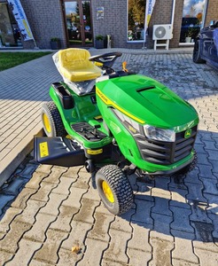 Tracteur à gazon d'occasion John Deere X107 à vendre - Product Image 4