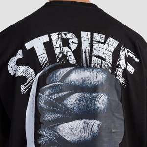 Camiseta Strike Negra - Estilo Hip Hop Oversize de Jersey 100% Algodón con Logotipo 3D y Patrón de Letras Transpirables con Serigrafía - Product Image 6