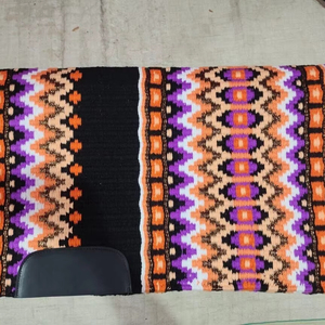 Colorido personalizado OEM Horse Show Western Riding Blanket Durable Handwoven Wool Saddle Pad para Rodeo Parades Personalizable - Product Image 1
