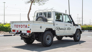 รถมือสอง Toyota Land Cruiser 79 Pickup 5 ประตู 5 ที่นั่ง SUV 8 สูบ 4.5L ดีเซล เกียร์ธรรมดา พวงมาลัยซ้าย เบาะผ้าสีเข้ม ปี 2020 จากเจ้าของคนแรก - Product Image 3