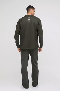 Vente en gros de survêtements personnalisés en maille pour hommes, surdimensionnés, imprimés, vêtements décontractés, survêtements respirants et confortables pour hommes - Product Image 2