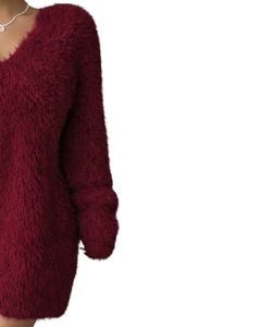 Robe pull en tricot moelleux bordeaux pour femmes, col en V, manches longues, douce et moelleuse, chaude pour l'hiver, mode, fabricant en gros OEM, sur mesure - Product Image 4