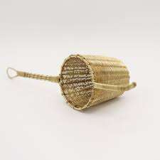 Passoire à thé en laiton durable de qualité supérieure et passoire en métal Produit de haute qualité pour la préparation du thé et des boissons - Product Image 4