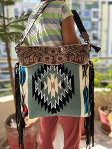 Bolso de Mano con Flecos para Mujer, Bolsa de Sillín Azteca con Diseño Único, Estilo Bohemio, Alta Calidad, Novedad - Product Image 2