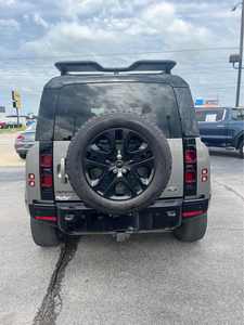 Land Rover Defender 110 X-Dynamic SE 2022 Usado en Buen Estado - Product Image 5