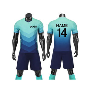 Camiseta de fútbol de último estilo, uniforme de secado rápido, transpirable, resistente, hecho a medida en Pakistán, servicio OEM disponible a la venta en línea - Product Image 2