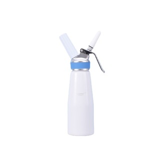 DT13 Factory Direct 500ml Pistolet à crème en aluminium Mousseur Décoration de gâteau Distributeur de crème fouettée <span class=keywords><strong>Bouteille</strong></span> à <span class=keywords><strong>siphon</strong></span> - Product Image 1