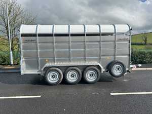 Remorque basculante électrique LIVESTOCK Nugent Tipper 2001-3000 kg 10 pi 2 x 5 pi 11 Taille 12 x 6 Taille 8 pi2 x 5 pi7 - Product Image 6