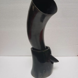 Fait à la main écologique Viking religieux corne de bière tasse d'hydromel naturel avec Logo personnalisé Option cadeau sur le thème nordique pour les hommes Fans - Product Image 1